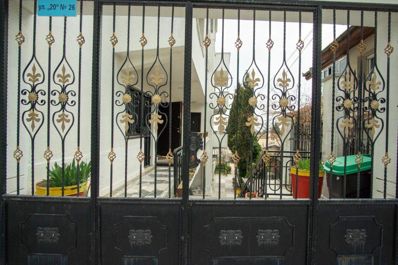 Евтини Апартаменти И Стаи До Морето-Варна-Евксиноград-До Dentaprime Saints Constantine and Helena Exterior foto